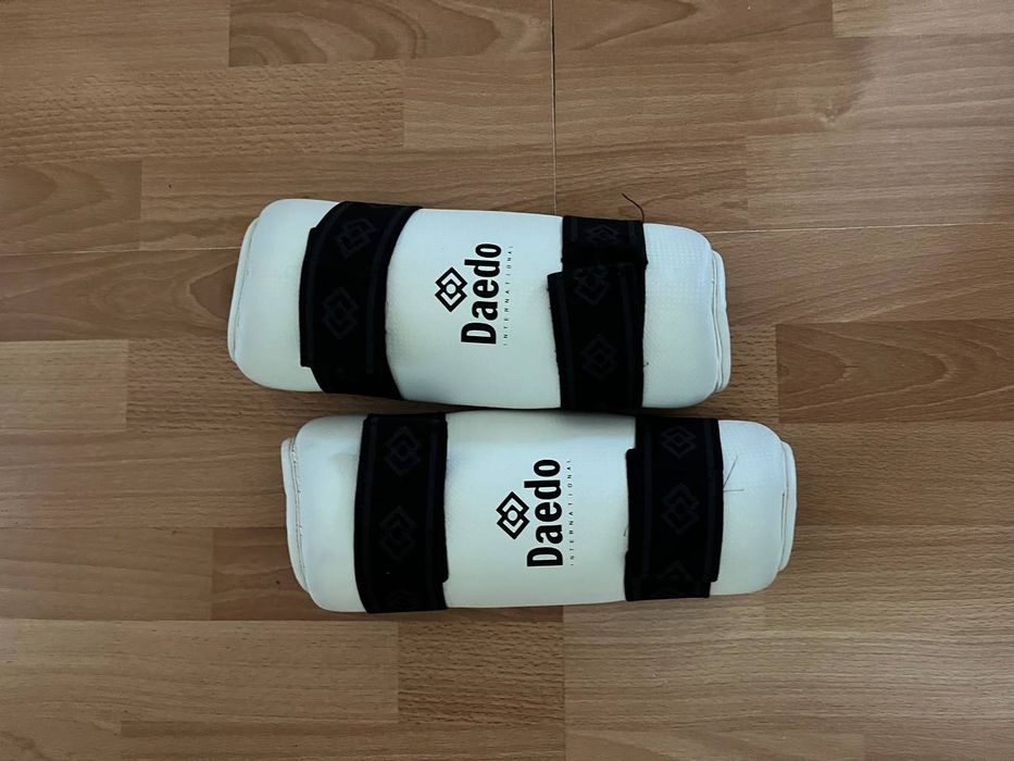 Щитки для единоборств Daedo