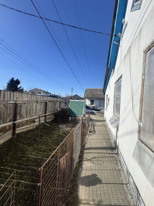 Продається одноповерховий житловий будинок в селі Кожухівка. 25000$
