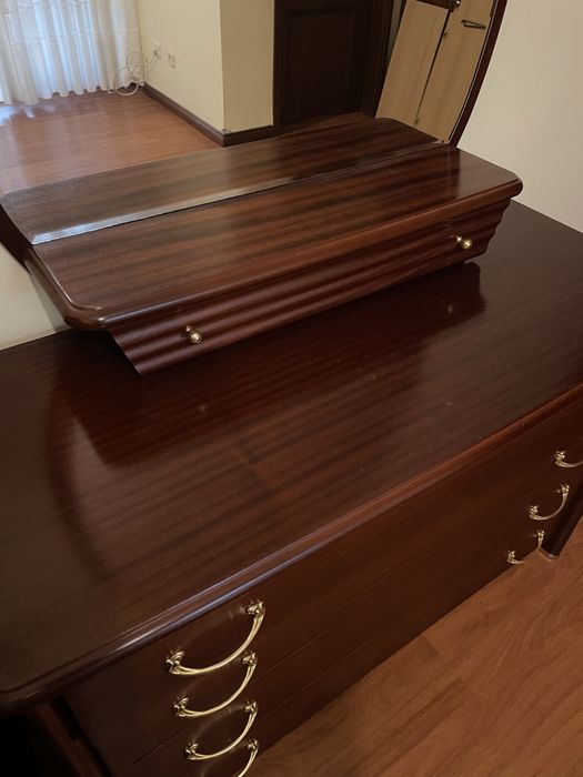 Cómoda com Espelho Madeira Escura