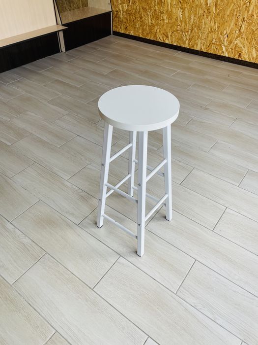 Барний стіл та стільці Woltu