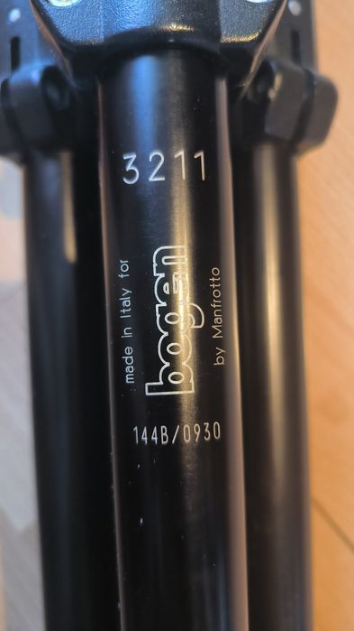 Statyw z głowicą Manfrotto