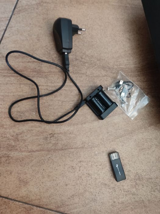 Handheld steady gimbal 3 Axis feiyutech z akcesoriami