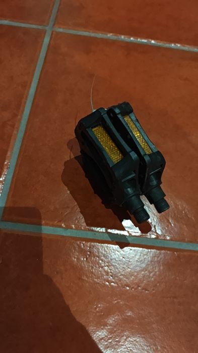 Bicicleta Berg Country S1 shimano 18v + pedais de encaixe