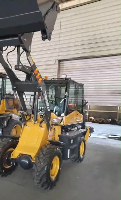 Ladowarko koparka 3200kg lub 3800 kg