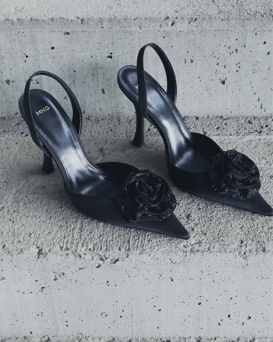 Взуття mango туфлі з квіткою