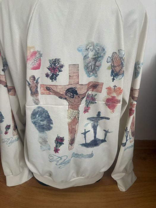 Bluza z nadrukiem religijnym / artystycznym