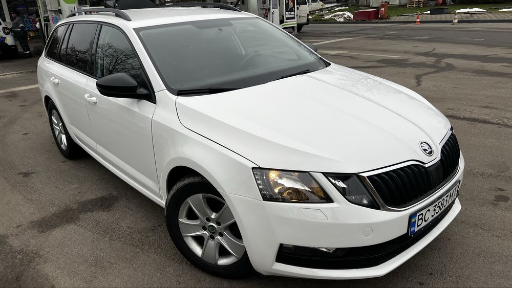 Skoda.    Octavia  Автомат 2017 рік