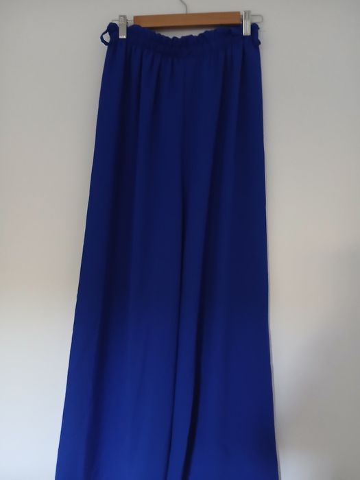 Roupa diversa como nova