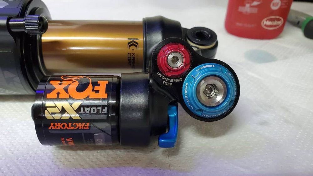 Сервис вилок и амортизаторов Marzocchi Fox  RockSox X-Fusion DT Swiss