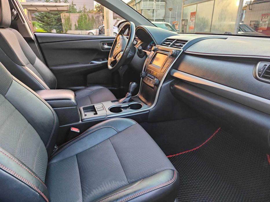 Toyota Camry 2016