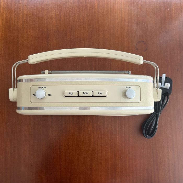 Classic Retro Radio Steepletone