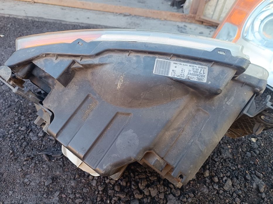 Lampy Bixenon skręrny Land Rover Discovery 3