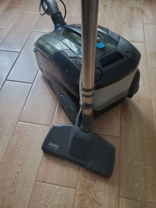 Пилесос миючий (Німеччина)