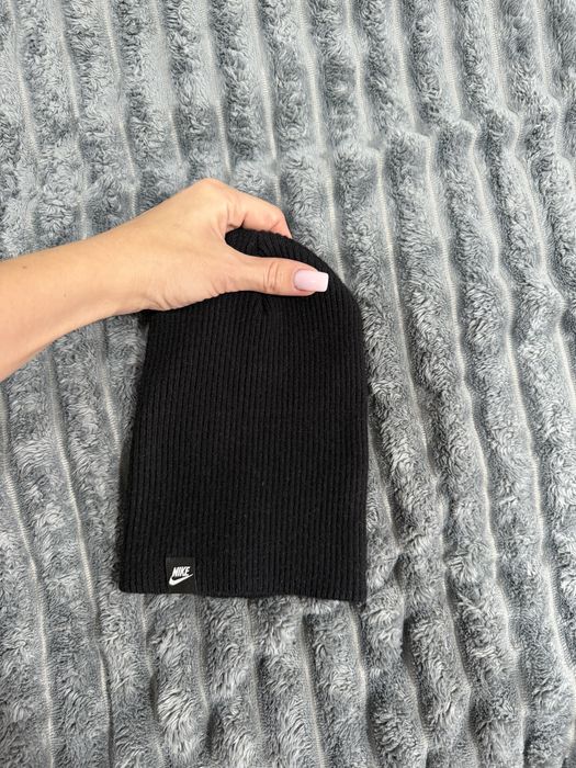 Нова шапка унісекс