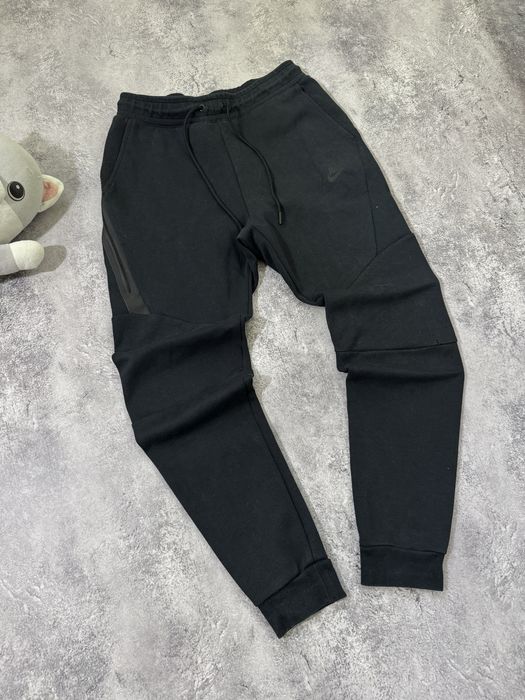 Штани nike tech fleece