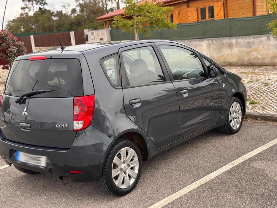 Mitsubishi Colt 2009
