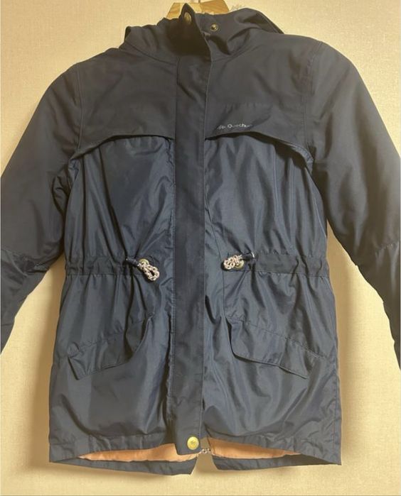 Тепла дитяча  куртка decathlon 133/142