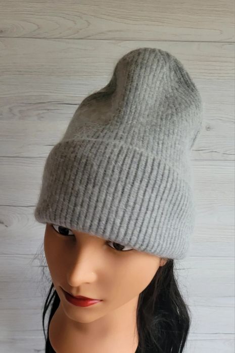 Świetna ciepła czapka casual beanie