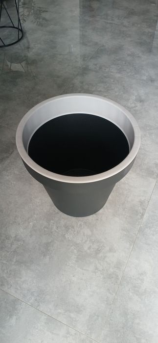 Duża donica PCV szara