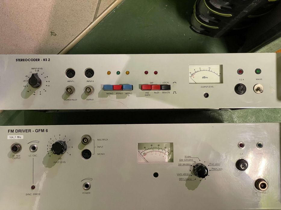 Profesjonalny Nadajnik UKF FM ZARAT