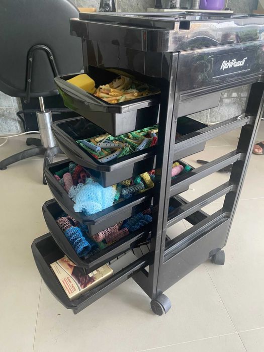 Carrinho Auxiliar Cabeleireiro Rickiparodi