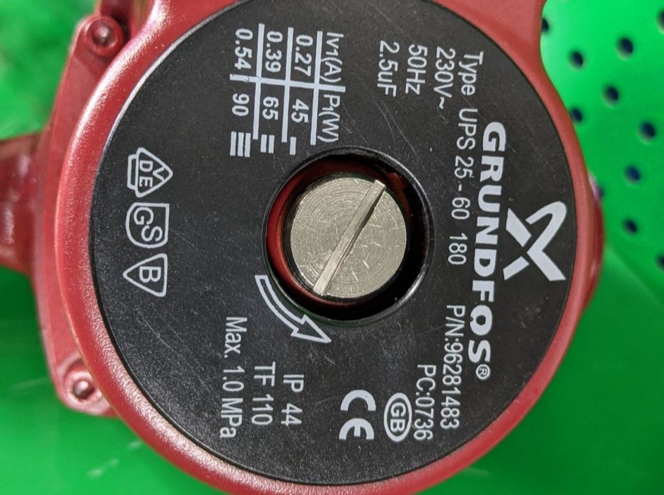 Насос Grundfos 25/60/180