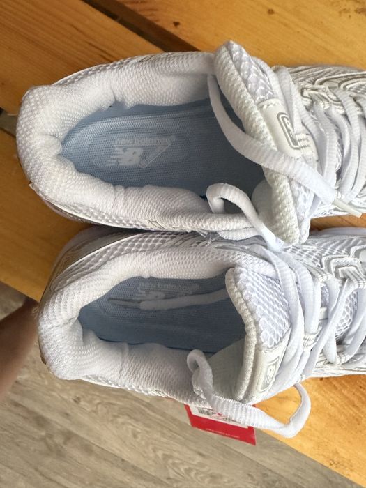 Продам кросівки New Balance