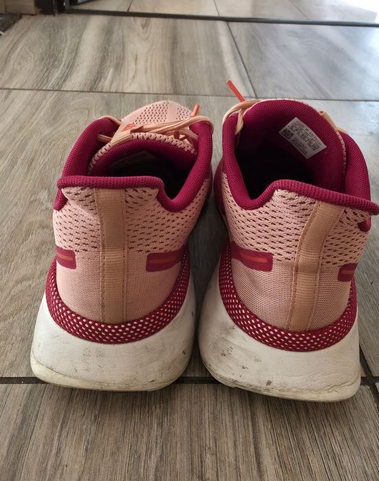 Buty adidas czerwony