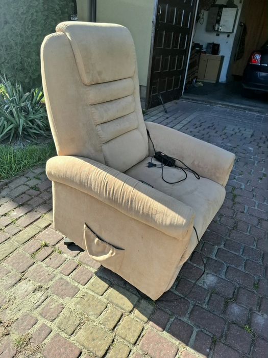 Fotel rehabilitacyjny elektryczny