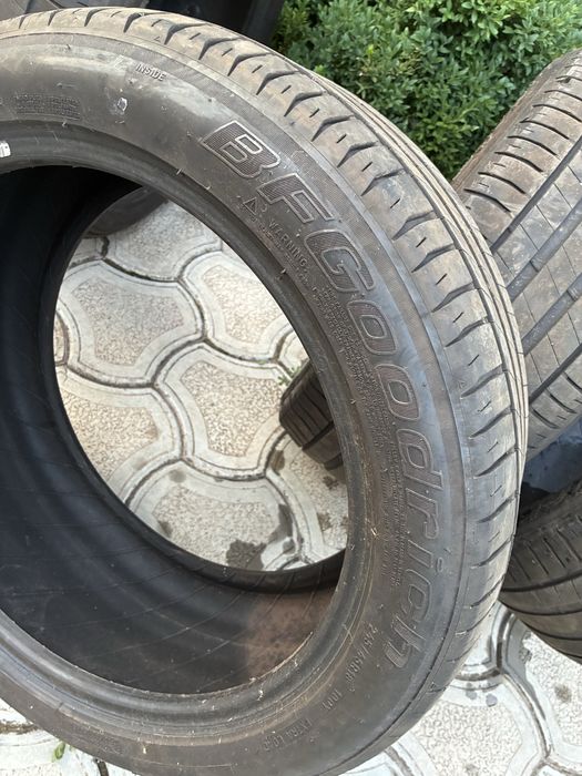 Продам літні шини 245 45 18