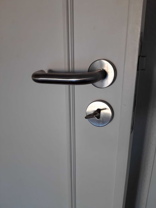 9x Puxadores de porta em aço polido