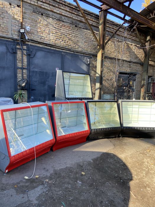 Кондитерская витрина Куб холодильник для десертов под заказ