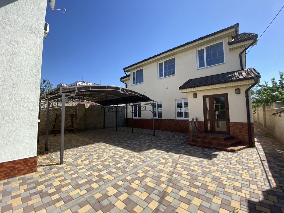 Продаю дом ул Кузнецкая 350 м2 10 соток