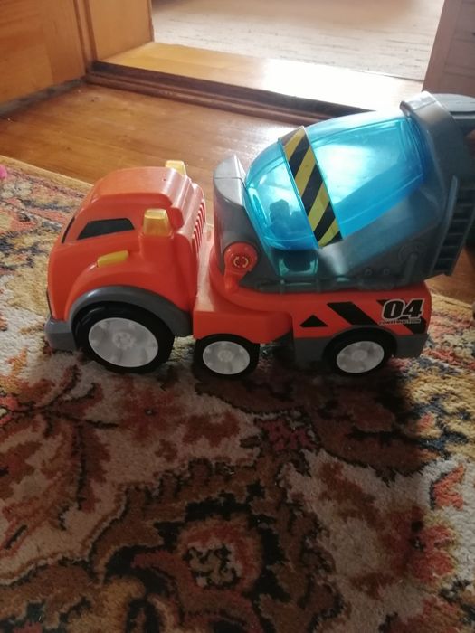 Продам бетономішалку