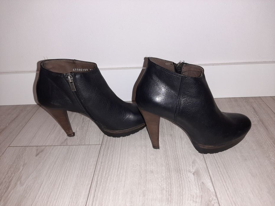 Botki kozaczki Ryłko 39 czarne skóra