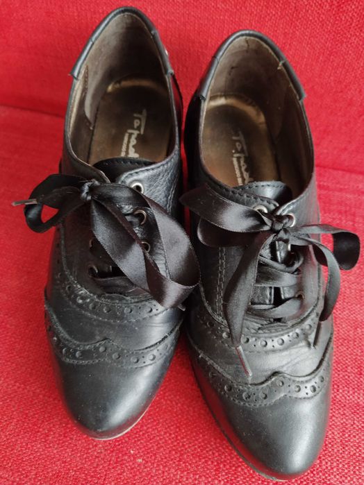 Sapato senhora preto em pele n.35 fita cetim fabrico português