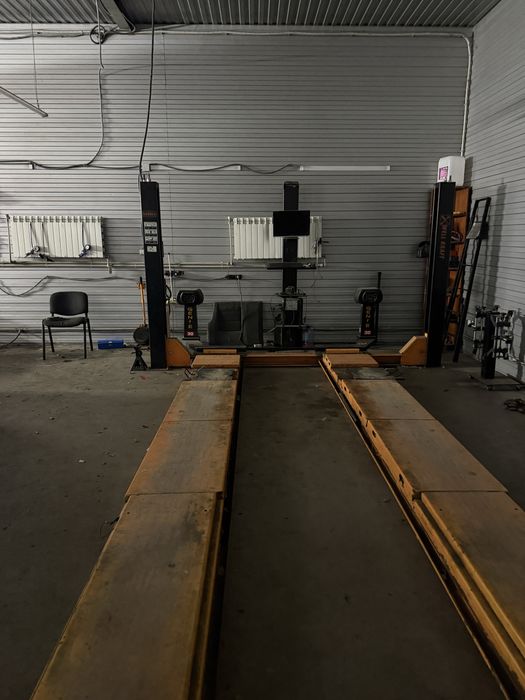 Продаю працюючий автосервіс