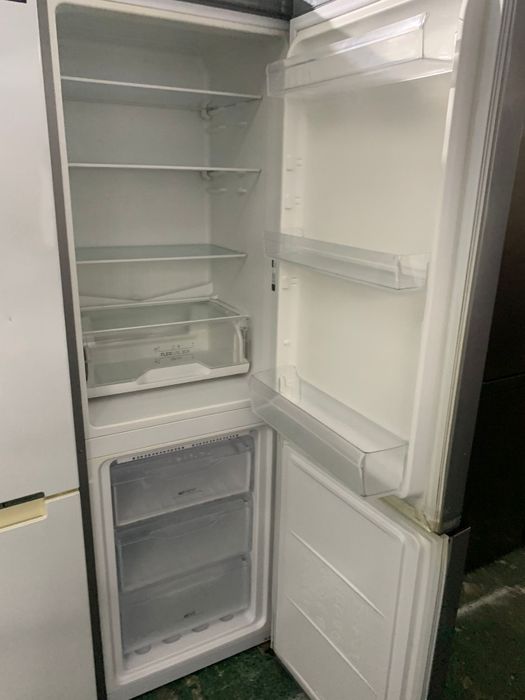 frigorifico indesit combinado cinza