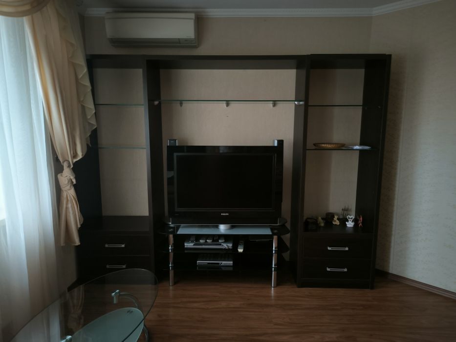 Тумба під телевізор