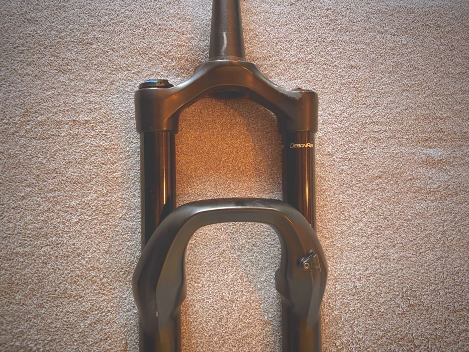 ROCK SHOX Yari RC - 160 mm, koło 29/27,5