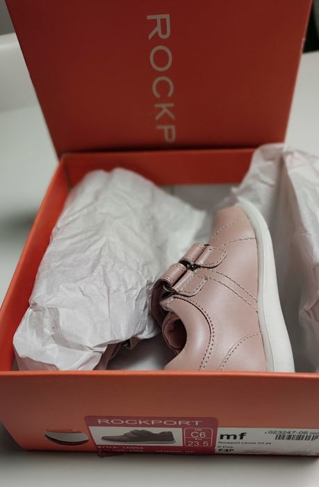 Sapatos de criança Rockport n23.5 novas