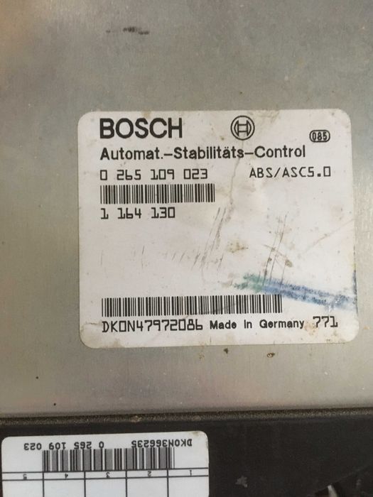 Блоки bmw e 39 523i