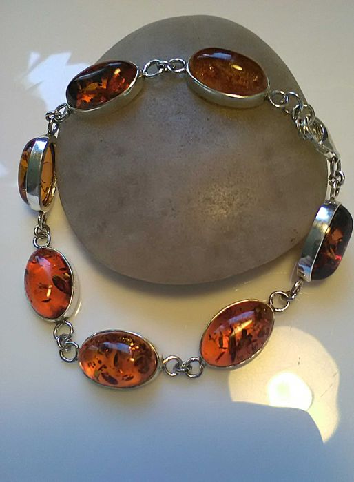 Bransoletka srebrna z bursztynami