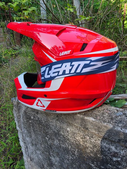 Продам шолом LEATT Moto 3.5 Helmet + Goggle Red XL