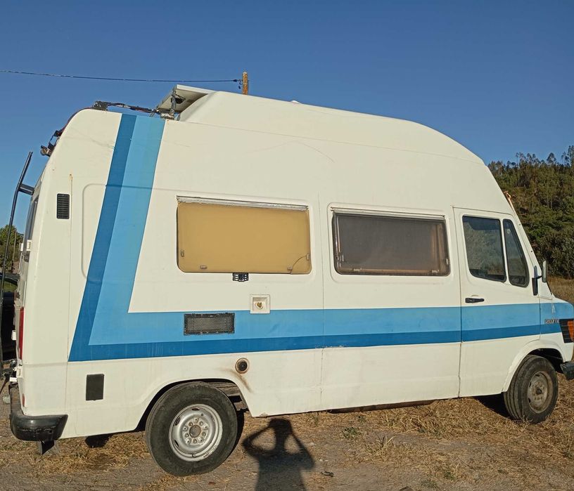 Autocaravana Mercedes 207 D