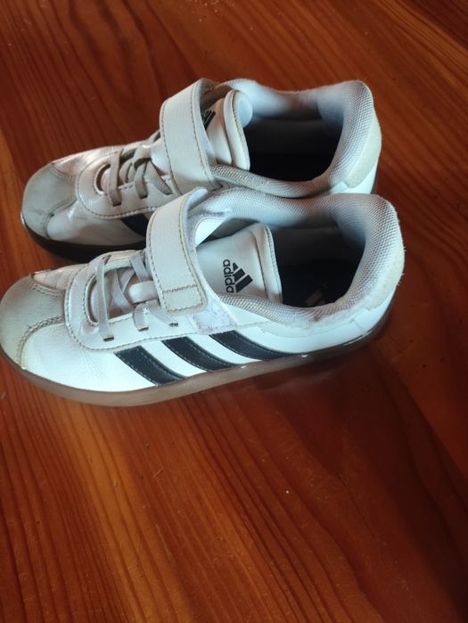 Buty chłopięce Adidas 33 adidas