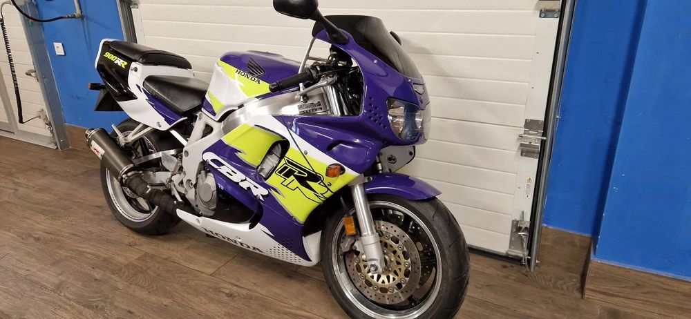Honda CBR 900RR Fireblade  Sc 28 Amerykańska wersja Raty