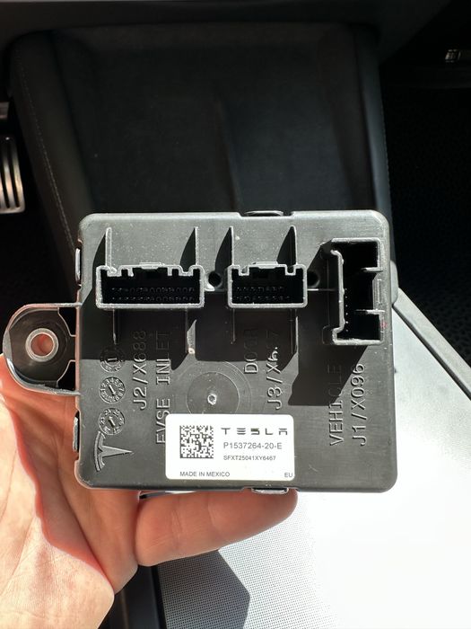 Блок ретрофит, P1537264-20-E, 20 B juniper model y tesla