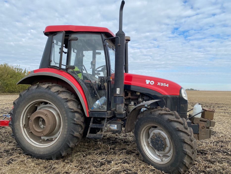 Трактор YTO-LX954