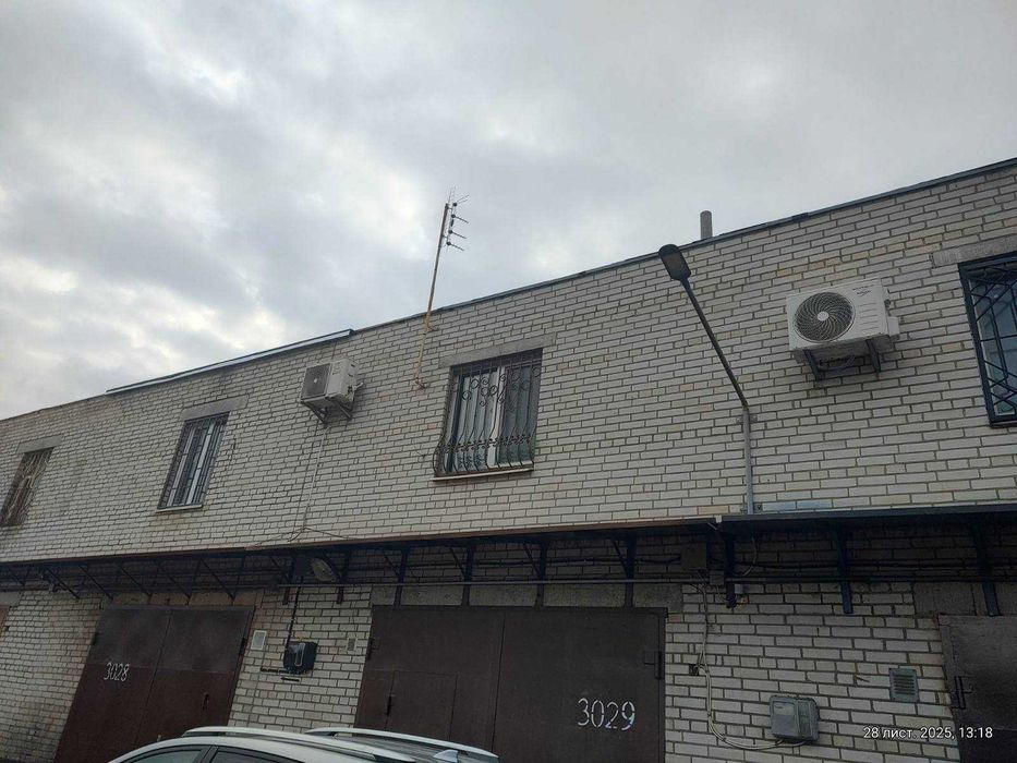 Гараж Трєщина Радунська 3 Радосинь Більярдний зал 5х7м 92квм 3поверхи